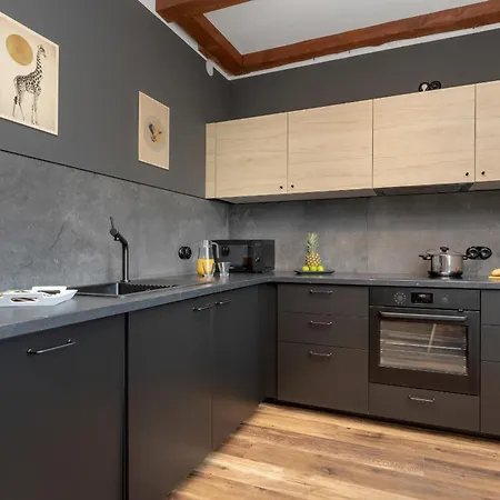 Wyjatkowy Apartament Z Projektorem I Stolem Bilardowym W Centrum Gdyni By Noclegi Renters Gdyně Exteriér fotografie