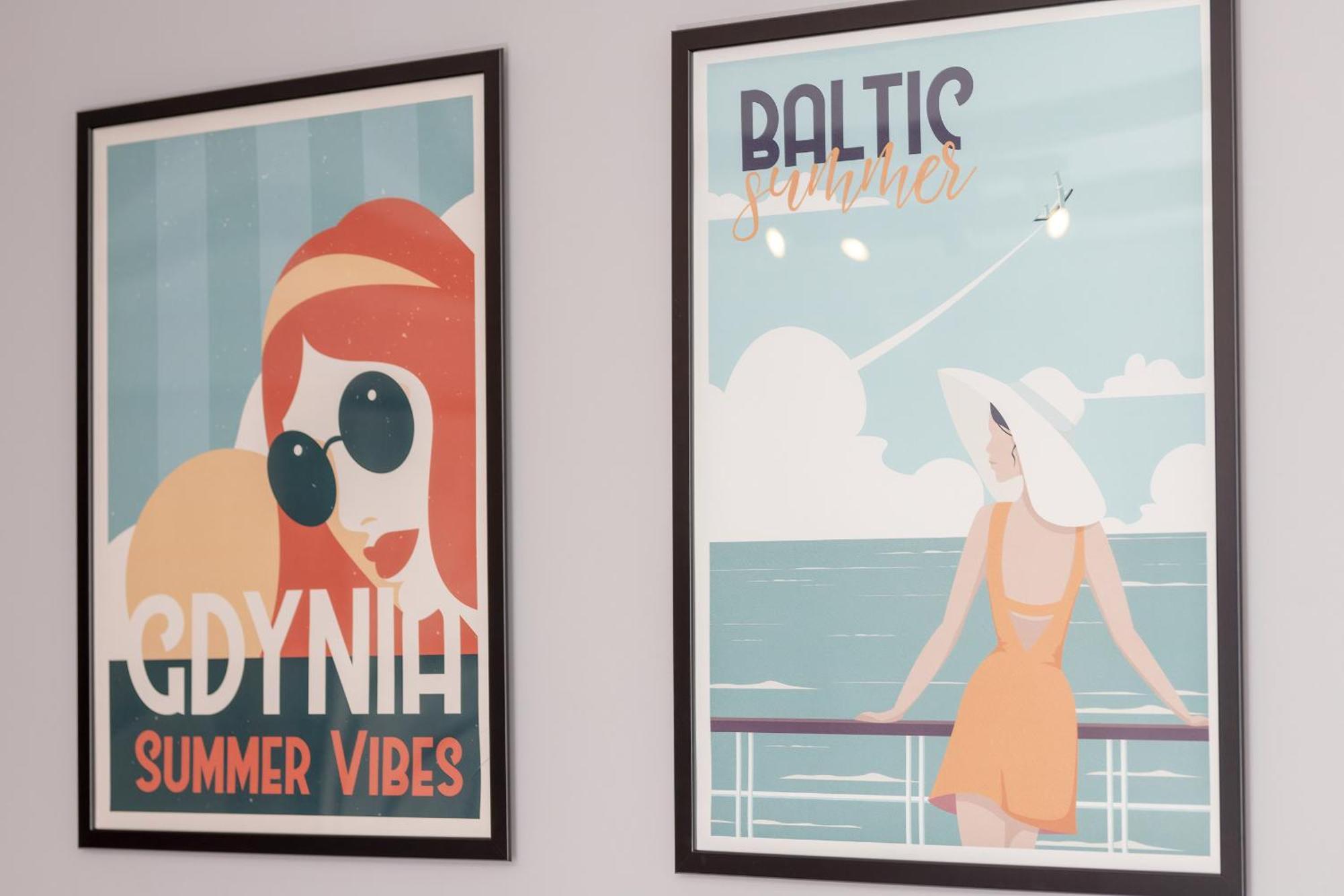Apartment Wyjatkowy Z Projektorem I Stolem Bilardowym W Centrum Gdyni By Renters Gdynia