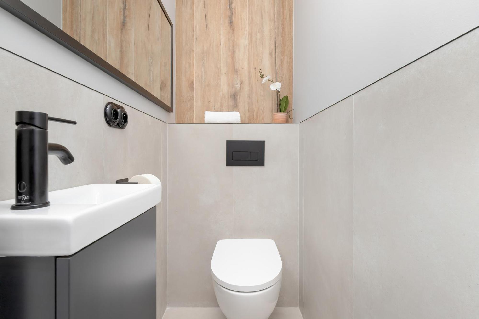 Apartment Wyjatkowy Z Projektorem I Stolem Bilardowym W Centrum Gdyni By Renters